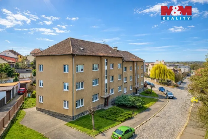 Prodej bytu 1+kk, Kolín, Sluneční, 29 m2