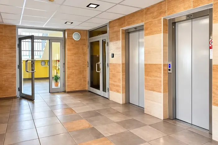 Pronájem bytu 2+kk, Otrokovice, SNP, 37 m2