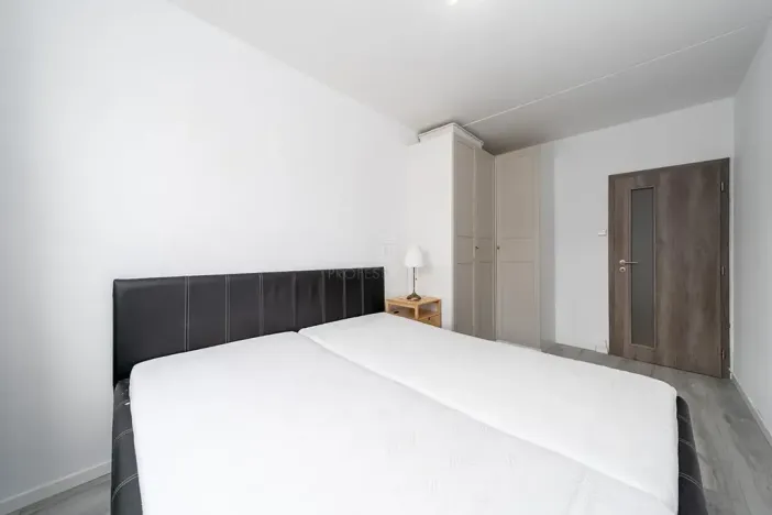 Pronájem bytu 3+1, Praha - Hlubočepy, Peškova, 74 m2