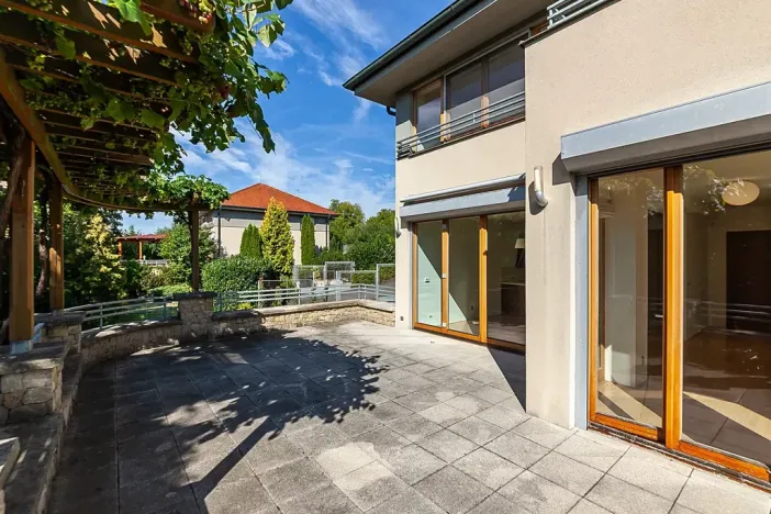 Prodej rodinného domu, Úholičky, Nade Dvorem, 192 m2