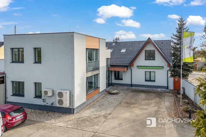 Prodej kanceláře, Pardubice, K Dolíčku, 374 m2