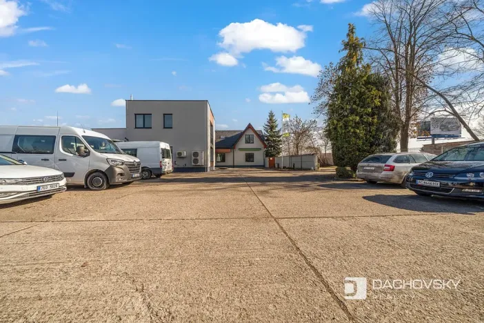 Prodej kanceláře, Pardubice, K Dolíčku, 374 m2