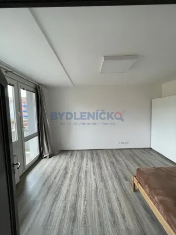 Pronájem bytu 2+kk, České Budějovice, Zachariášova, 37 m2