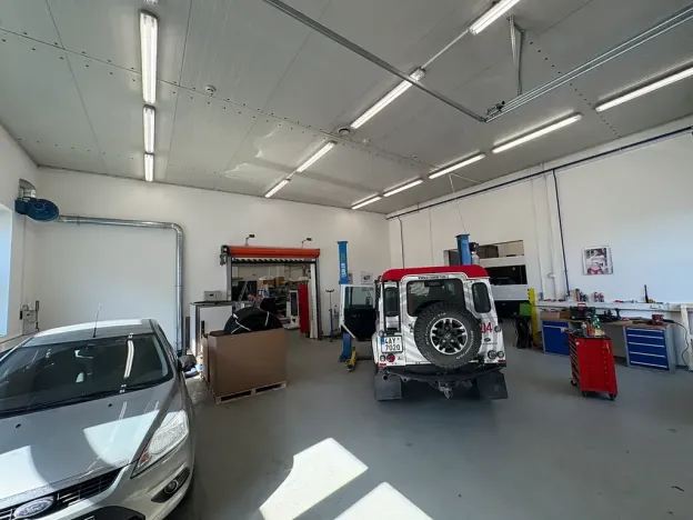 Pronájem obchodního prostoru, Praha - Horní Počernice, Náchodská, 634 m2