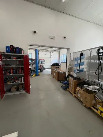 Pronájem výrobních prostor, Praha - Horní Počernice, Náchodská, 634 m2