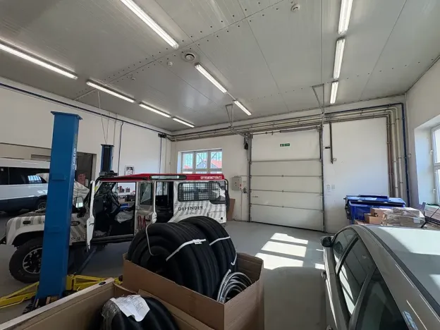 Pronájem výrobních prostor, Praha - Horní Počernice, Náchodská, 634 m2