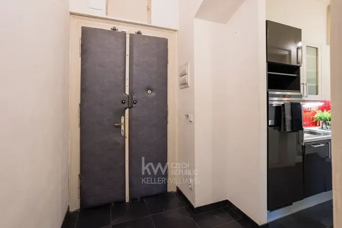 Pronájem bytu 3+1, Praha - Smíchov, Zborovská, 74 m2