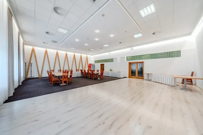 Prodej restaurace, Jablunkov, 752 m2