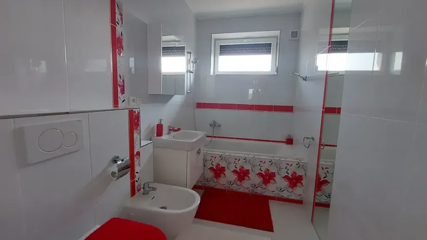 Prodej vily, Svárov, 326 m2