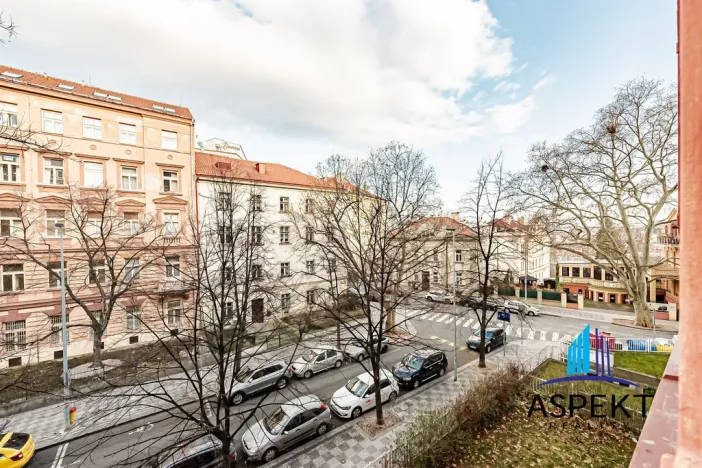 Pronájem bytu 3+1, Praha - Vinohrady, Londýnská, 105 m2