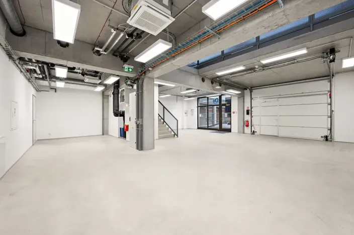 Pronájem skladu, Brno, Svatopetrská, 200 m2