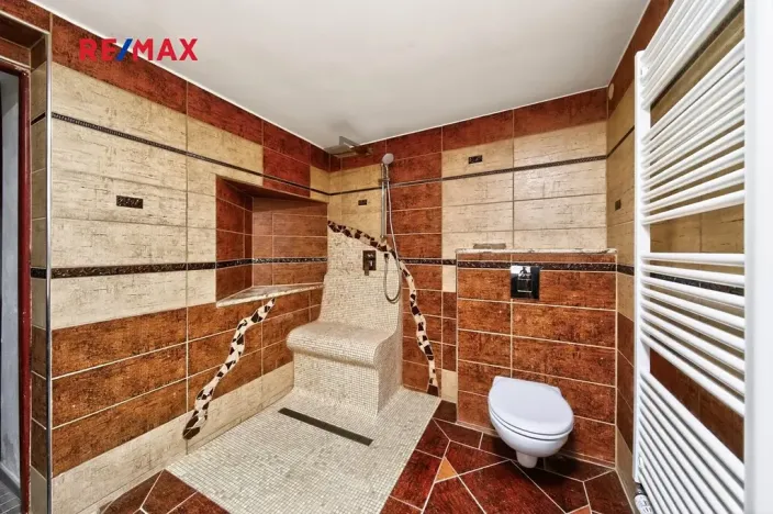 Prodej rodinného domu, Nové Hrady, 253 m2