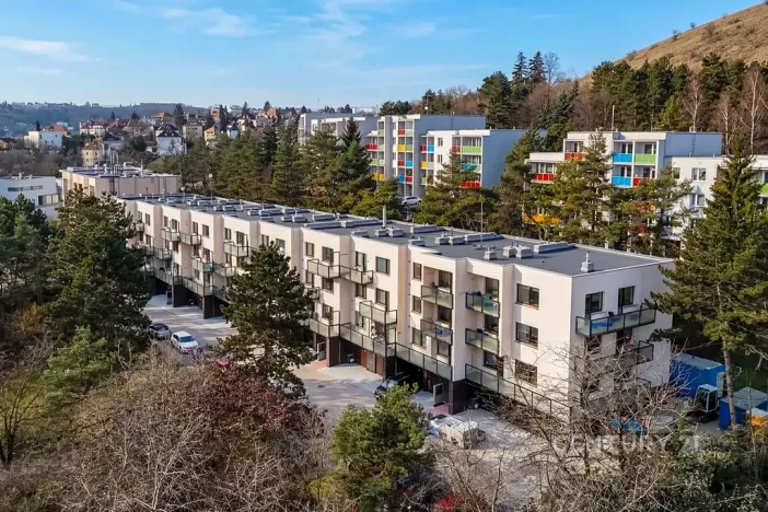 Prodej bytu 2+kk, Praha - Hlubočepy, Výhledová, 63 m2