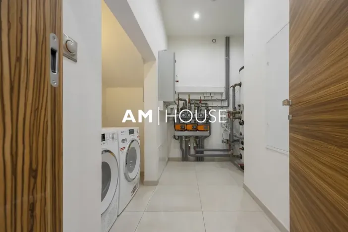 Prodej rodinného domu, Praha - Pitkovice, Křemenáčová, 330 m2