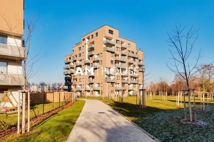 Pronájem bytu 2+kk, Praha - Strašnice, Zvěřinova, 64 m2