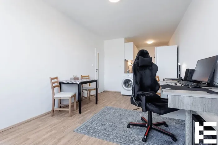 Prodej bytu 2+kk, Praha - Horní Měcholupy, Nad přehradou, 44 m2