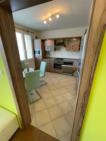 Prodej bytu 2+1, Pardubice, Palackého třída, 71 m2