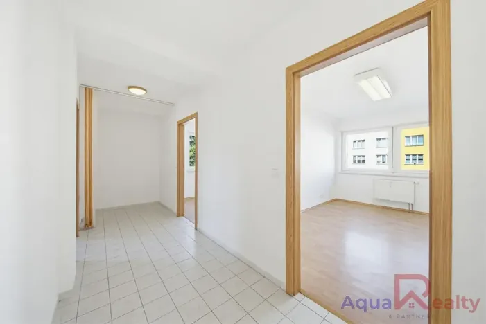 Prodej bytu 4+kk, Karlovy Vary, Okružní, 99 m2