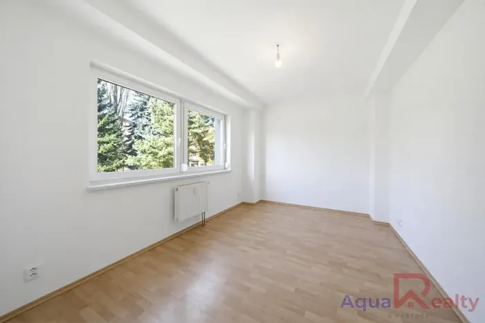 Prodej bytu 4+kk, Karlovy Vary, Okružní, 99 m2