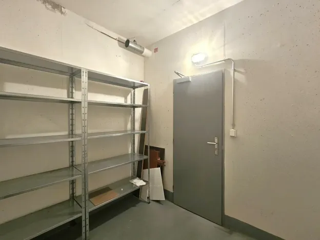 Pronájem komerční, Praha - Letňany, Pavla Beneše, 4 m2