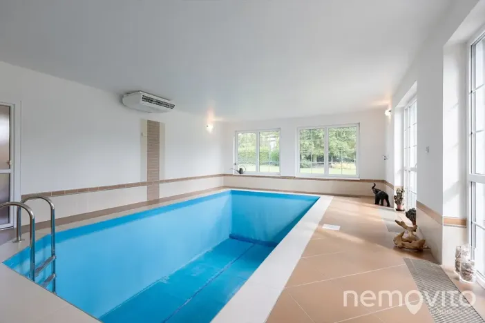 Prodej vily, Křížkový Újezdec, 412 m2