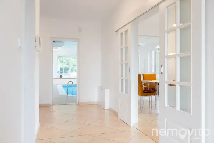 Prodej vily, Křížkový Újezdec, 412 m2