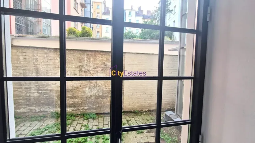 Prodej bytu 1+1, Praha - Smíchov, Janáčkovo nábřeží, 50 m2