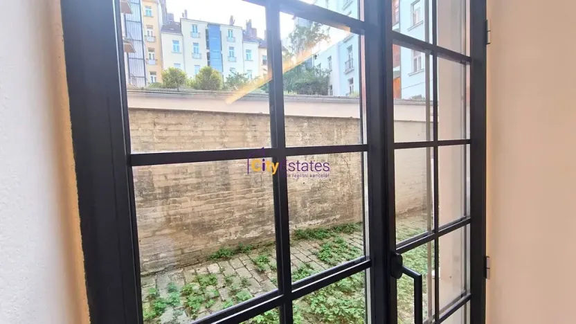 Prodej kanceláře, Praha - Smíchov, Janáčkovo nábřeží, 135 m2