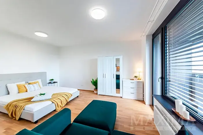 Prodej bytu 1+kk, Praha - Holešovice, Argentinská, 40 m2