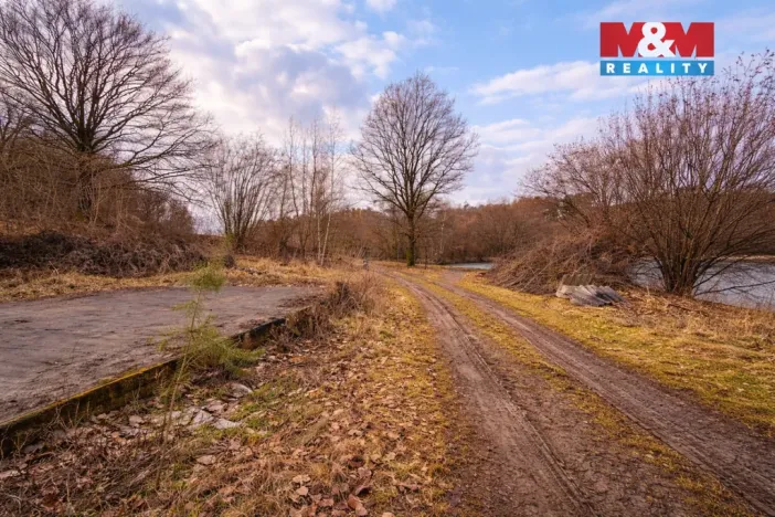 Prodej komerčního pozemku, Křečovice - Vlkonice, 68525 m2