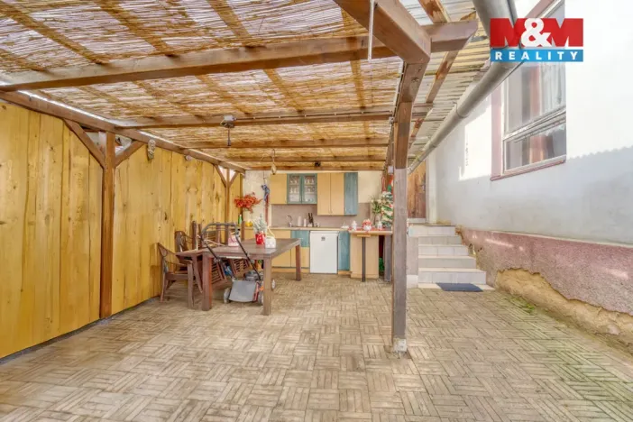 Prodej rodinného domu, Pňovany, 250 m2