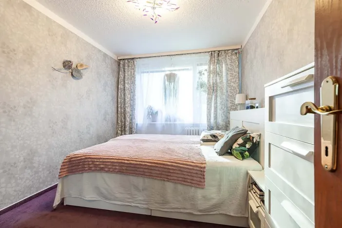 Prodej bytu 3+1, Praha - Petrovice, Jakobiho, 70 m2