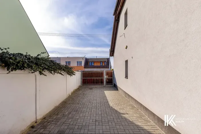 Pronájem kanceláře, Pardubice, Chrudimská, 149 m2