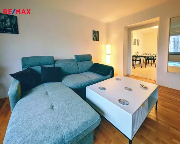 Pronájem bytu 2+1, Praha - Dejvice, Zelená, 58 m2