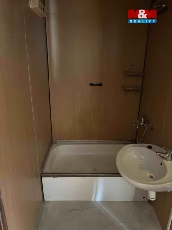 Pronájem bytu 1+1, Děčín, Budapešťská, 42 m2