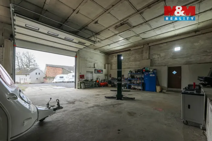 Prodej rodinného domu, Křelovice - Pakoslav, 482 m2