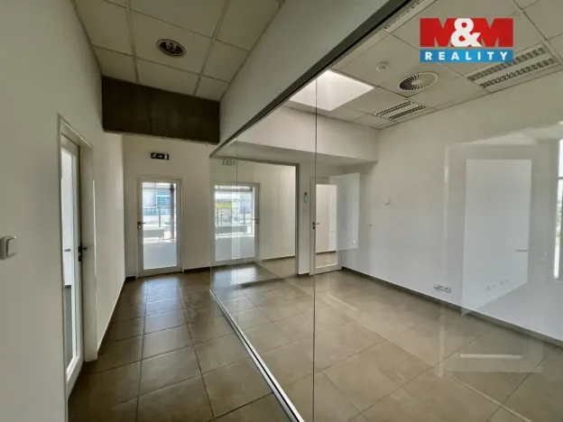 Pronájem kanceláře, Nupaky, Komerční, 150 m2