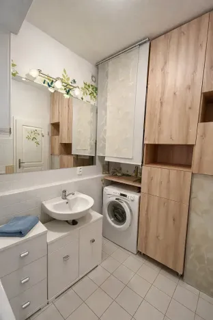 Pronájem bytu 2+kk, Holubice, Lesní, 51 m2