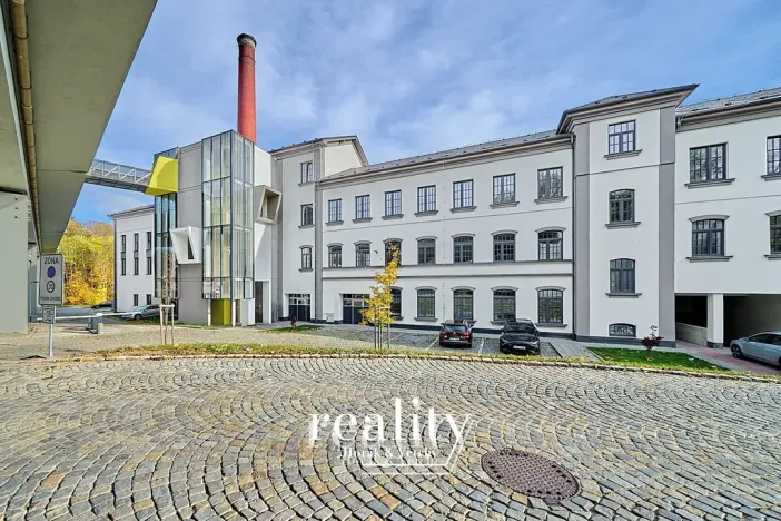 Pronájem bytu 2+kk, Jihlava, Křižíkova, 92 m2