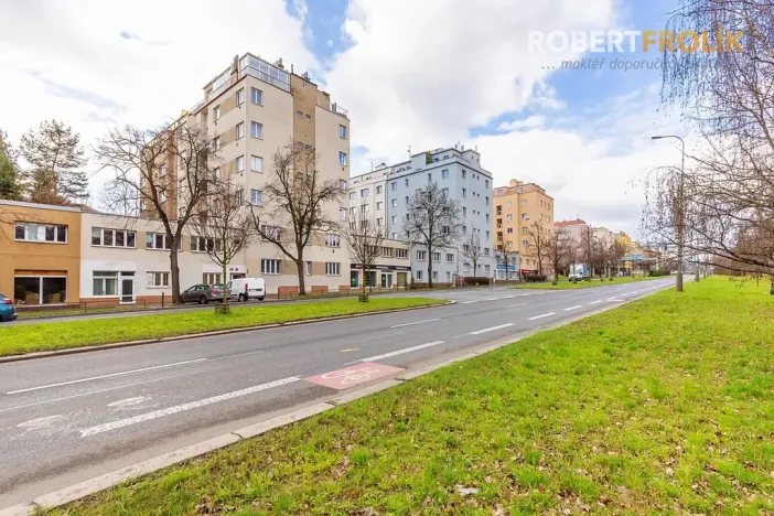 Pronájem bytu 2+kk, Praha - Břevnov, Patočkova, 40 m2