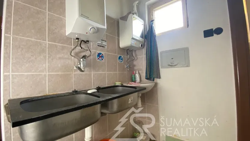 Prodej obchodního prostoru, Zborovy, 233 m2