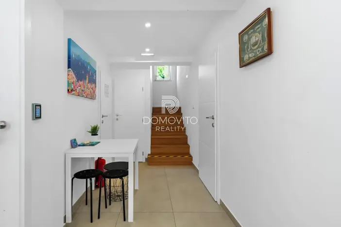 Prodej rodinného domu, Novalja, Chorvatsko, Velebitska ulica, 168 m2