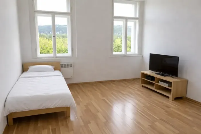 Pronájem bytu 1+kk, Praha - Holešovice, Kamenická, 20 m2