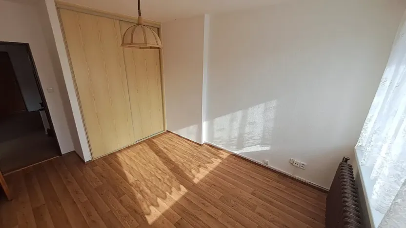 Pronájem kanceláře, Praha - Hostivař, Strašnická, 250 m2