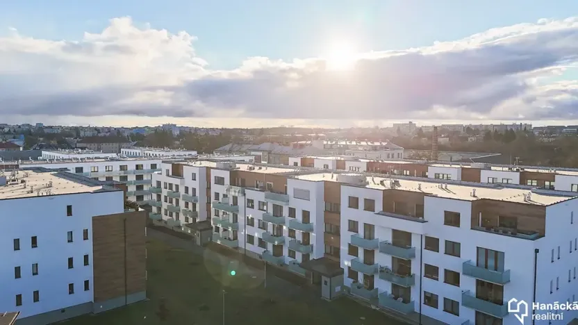 Pronájem bytu 2+kk, Olomouc, Třída Jiřího Pelikána, 53 m2