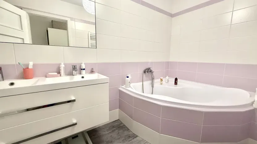 Pronájem bytu 2+kk, Jihlava, Vrchlického, 61 m2