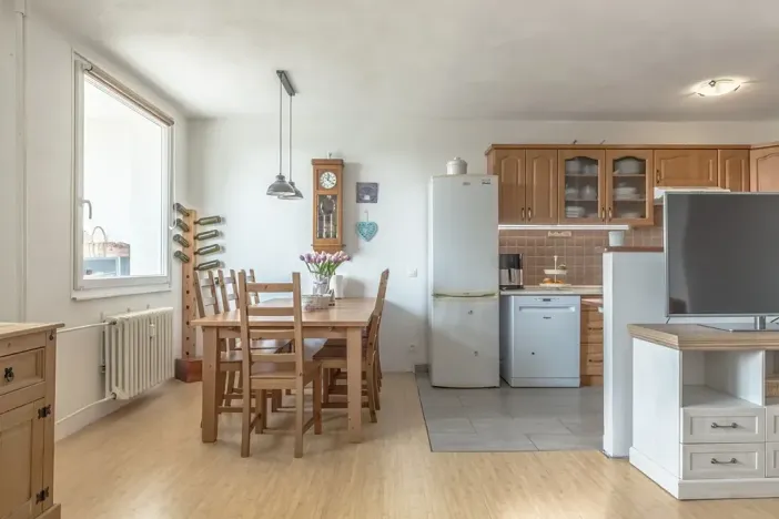 Prodej bytu 4+kk, Dobrovice, Husova ulice, 85 m2