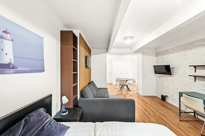 Pronájem bytu 1+1, Praha - Žižkov, Čajkovského, 36 m2