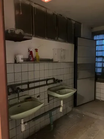 Pronájem výrobních prostor, Buštěhrad, 925 m2