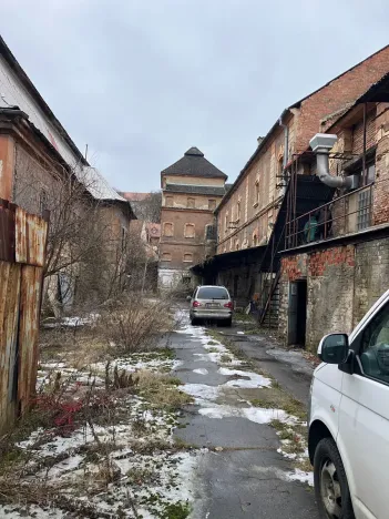 Pronájem výrobních prostor, Buštěhrad, 925 m2